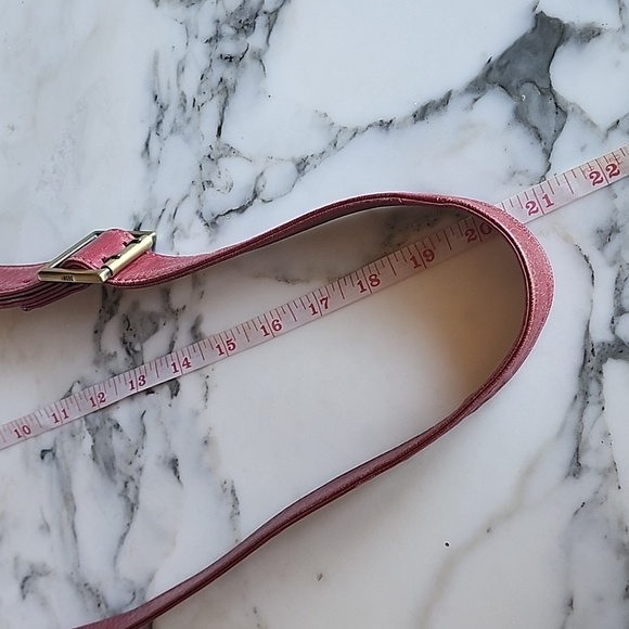 HOBO International Cardinal Red Distressed Leather Crossbody - Picture 14 of 17